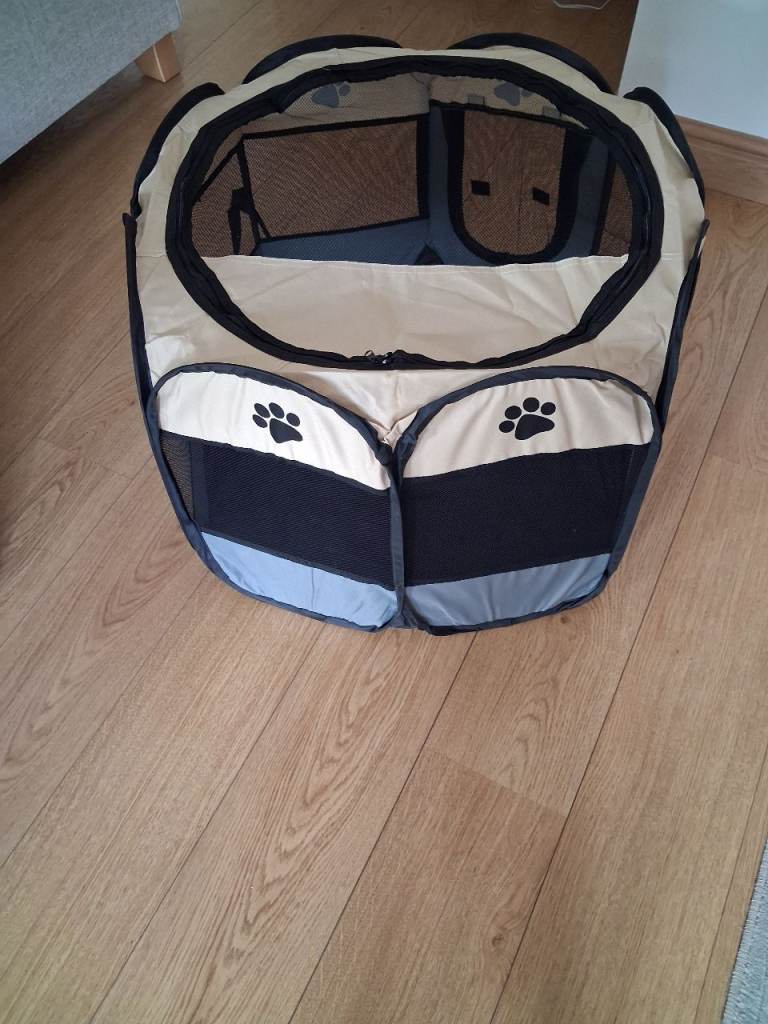 Dog playpen 