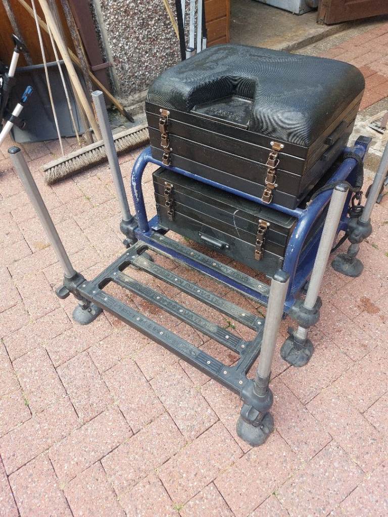 Fishing Seat Box with Integrated Footplate and Legs