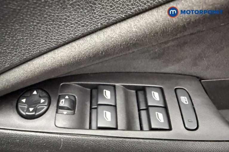 2022 Vauxhall Crossland 1.5 Turbo D Ultimate 5dr HATCHBACK DIESEL Manual