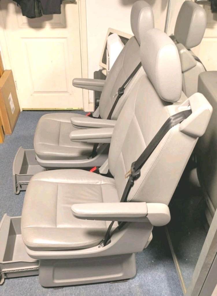 VW rear captain seats
