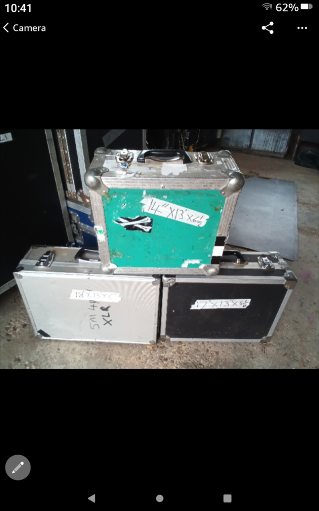 3 Aluminium cases