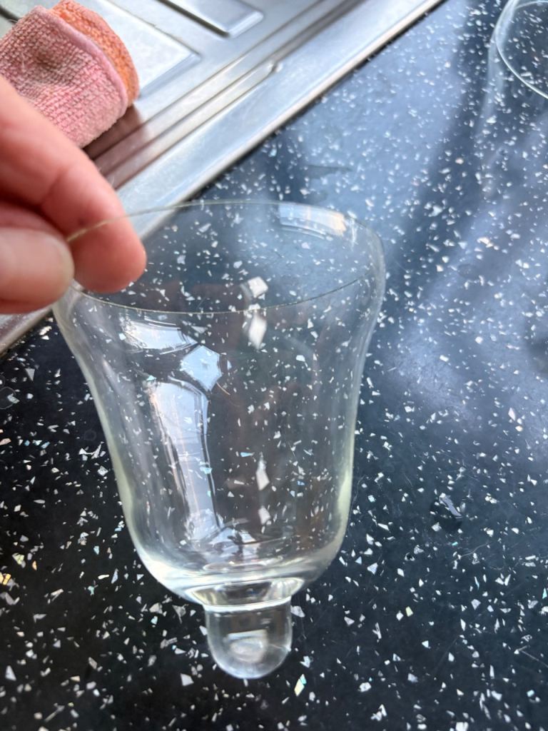 Clear glass candle holder wanted