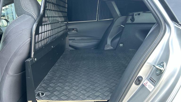  Toyota Corolla 1.8 VVT-h Car Derived Van 5dr Petrol Hybrid CVT Euro 6 (s/s) (140 ps) Petrol/Elec...