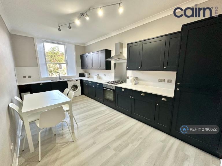 5 bedroom flat in Woodlands, Glasgow, G4 (5 bed) (#2790622)