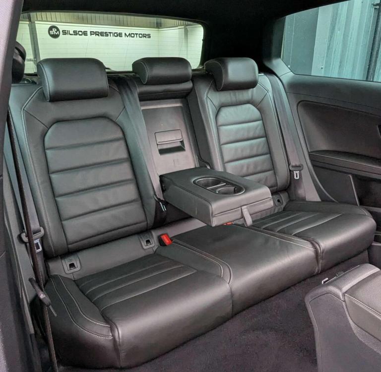 2015 Volkswagen Golf 2.0 TSI R 3dr DSG HATCHBACK PETROL Automatic