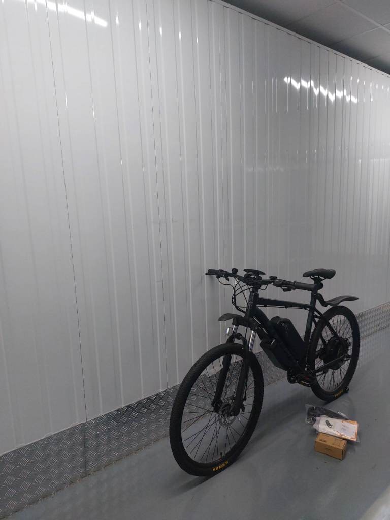 Carrera Electric bike 48V 1000W  Super fast 65km/h