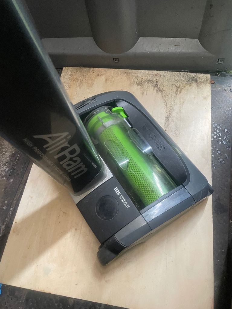 G-Tech AirRam Cordless Vacuum Cleaner - Good Condition