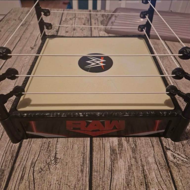 WWE wresting ring and action figures