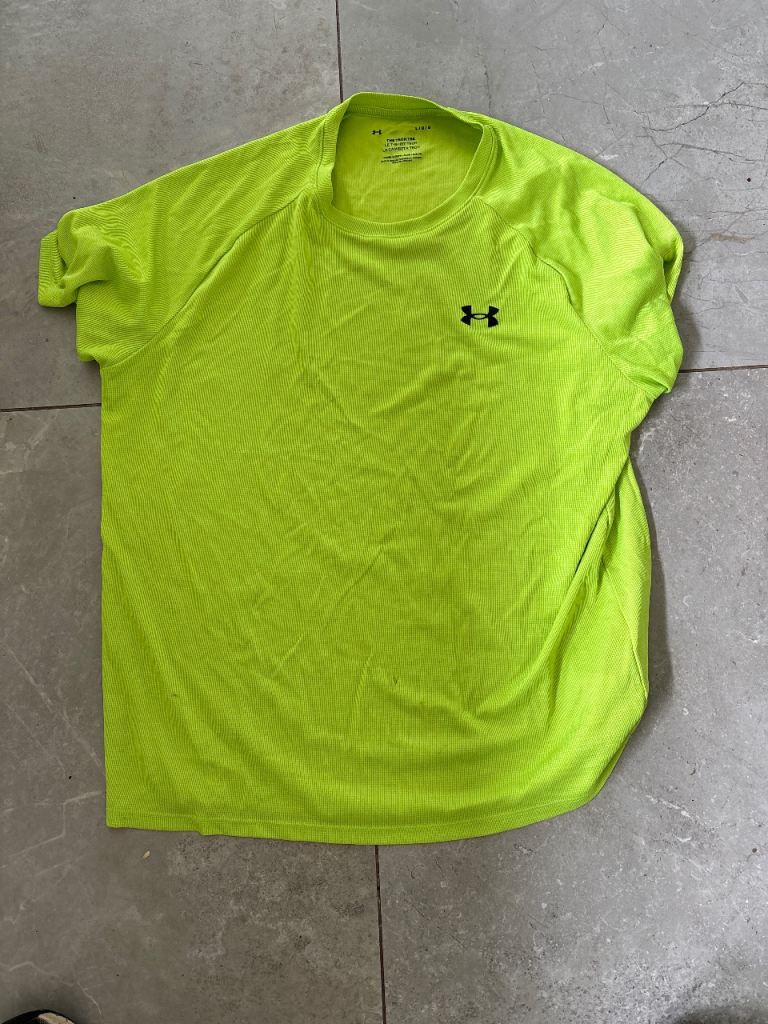 Under Armour Men's Gym Training T-Shirt – Good Condition