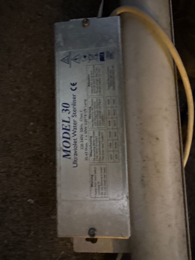 UV water steriliser 
