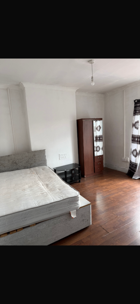 5 bedroom house for rent available now PE1 2NT
