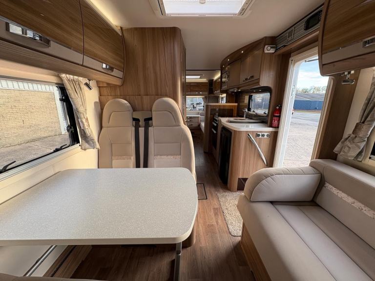 Fiat DUCATO SWIFT KON-TIKI 649 AUTOMATIC TAG AXLE 6 BERTH MOTOR HOME