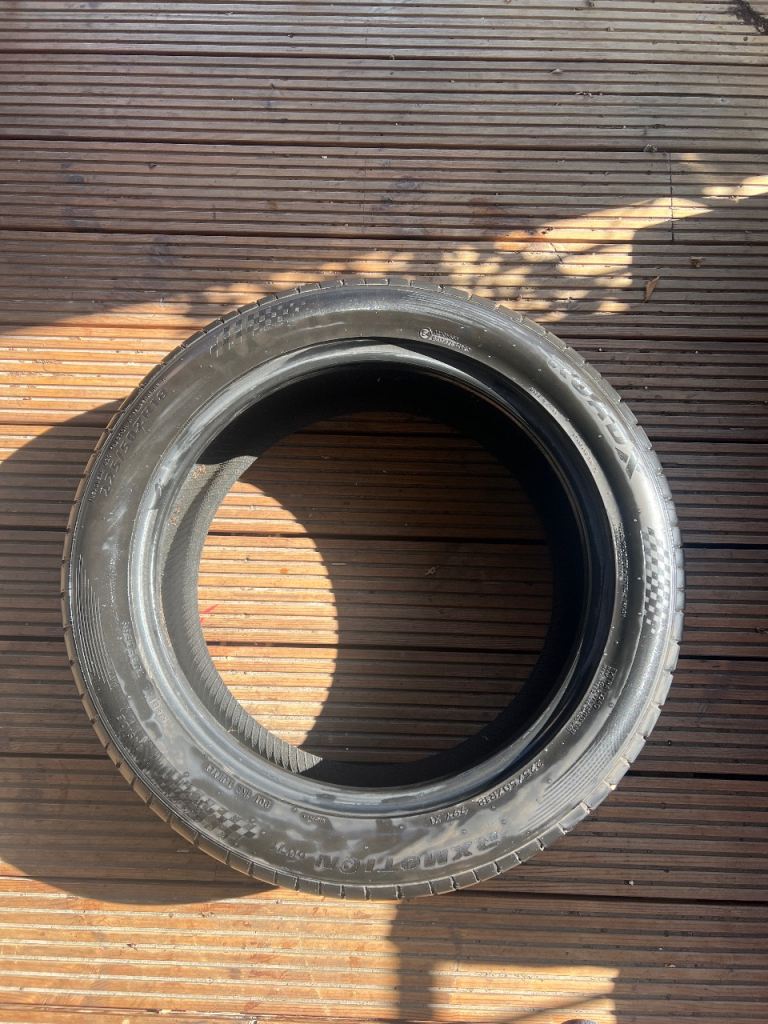 225/50ZRT Wheel Tyre
