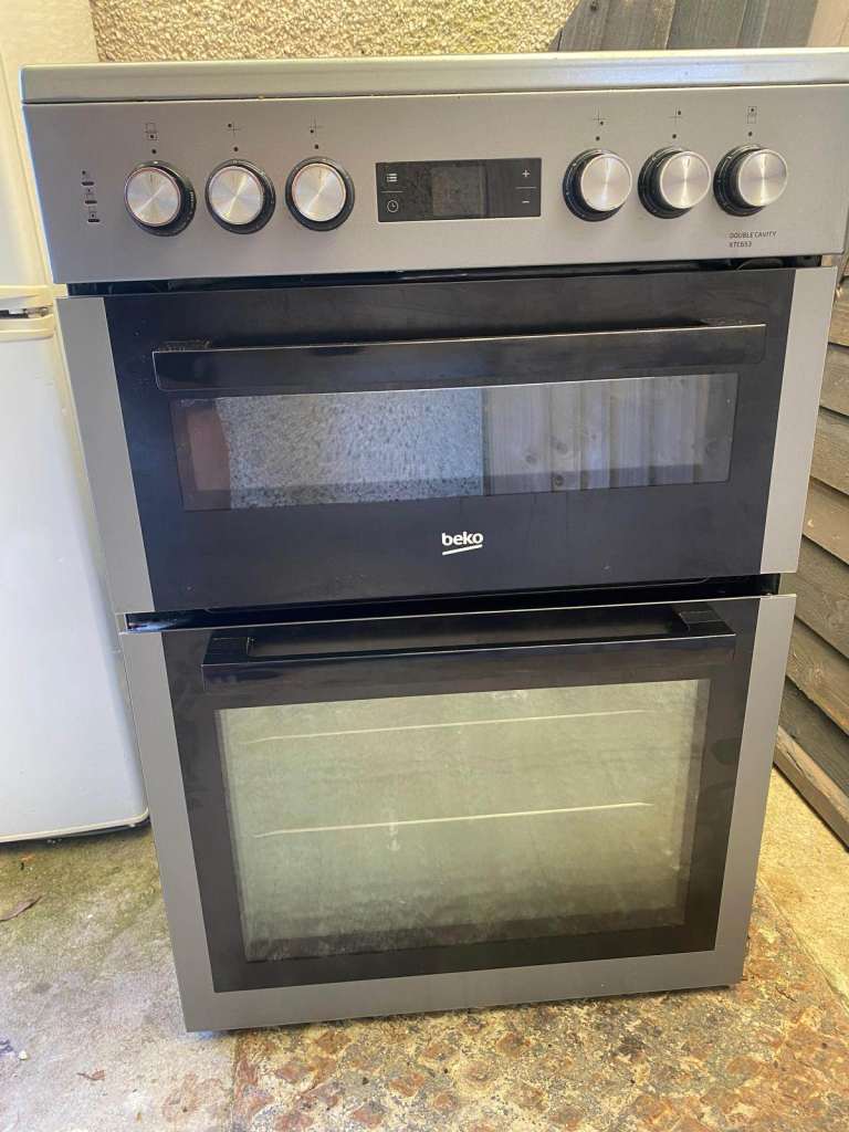 Beko 60cm Double Oven Electric Cooker – Immaculate Condition £190