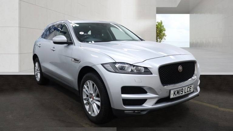 2019 Jaguar F-Pace 2.0d Portfolio 5dr Auto AWD ESTATE DIESEL Automatic