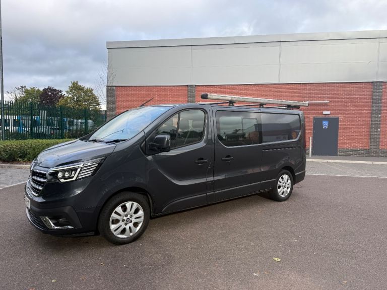 Renault Trafic Crew Van Automatic 