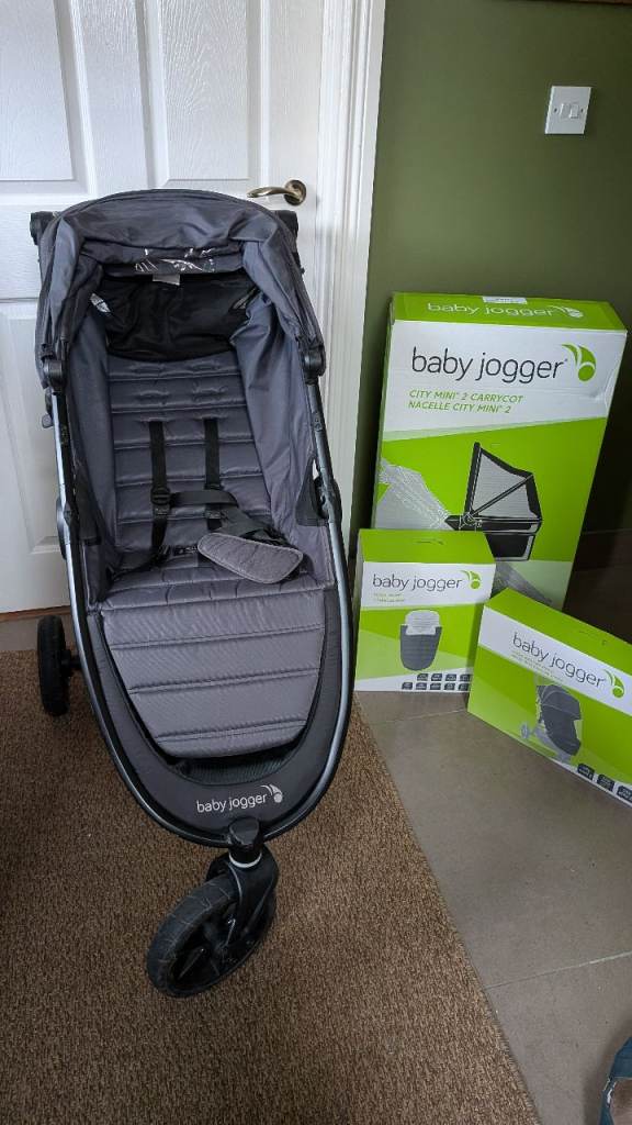 Baby Jogger City Mini GT2 bundle 