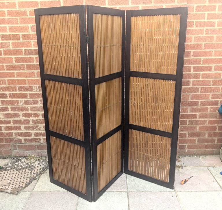 Bamboo and Wood Room Divider Screen –  Good Condition