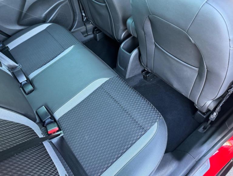 2019 Vauxhall Crossland X 1.2T [110] Elite 5dr [Start Stop] Auto HATCHBACK PETROL Automatic