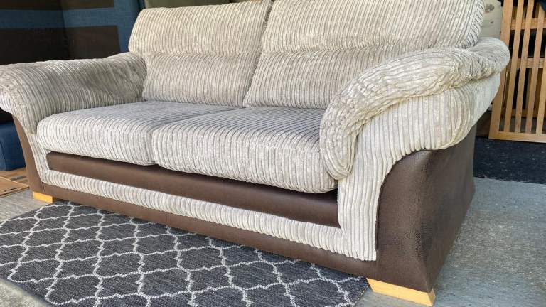 2 SEATER SOFA - DELIVERY AVAILABLE 