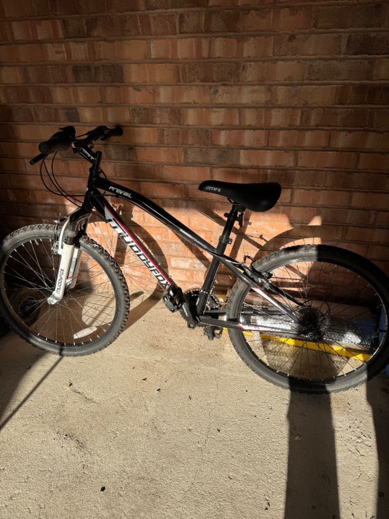 Muddyfox Mountain Bike – Black, Good Condition