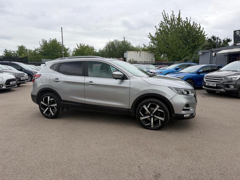 2017 Nissan Qashqai 1.5 dCi Tekna 5dr HATCHBACK DIESEL Manual