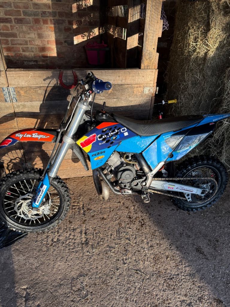 Crosser 