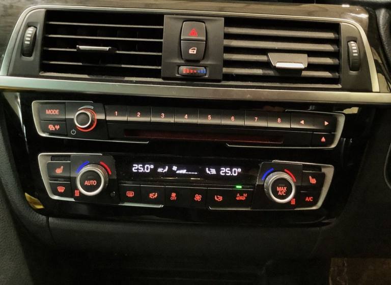 2017 BMW 3 Series Gran Turismo 2.0 320d Luxury GT 5dr Diesel Auto Euro 6 (s/s) (190 ps) Hatchback...