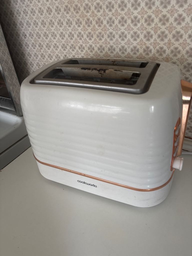 Cookworks Toaster White and Rose Gold 2-Slice