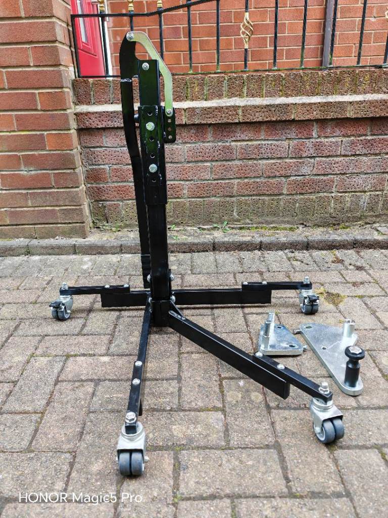 Constand Motorcycle Lift