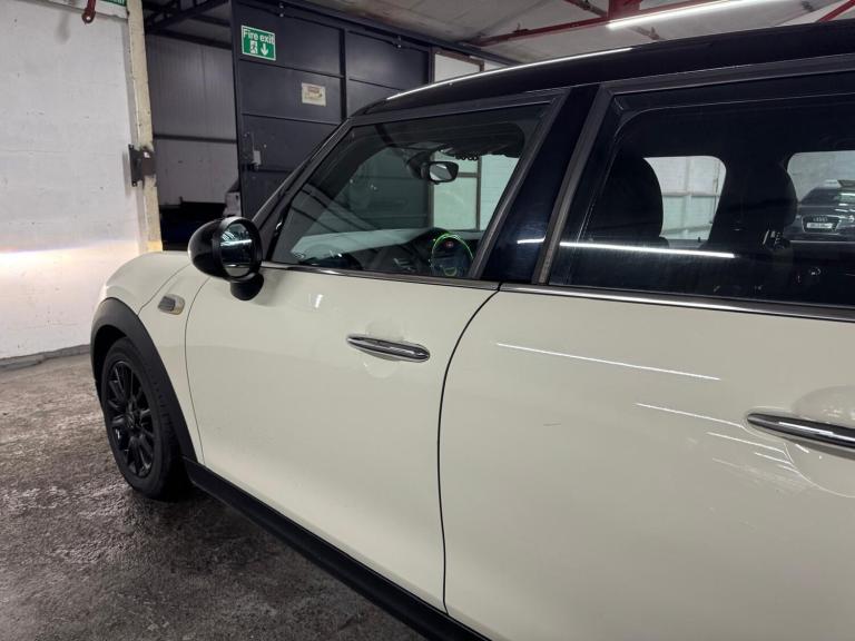 2015 MINI Hatch 1.5 Cooper 5dr HATCHBACK PETROL Manual