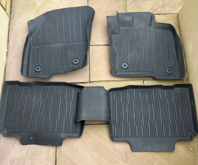 Ford Edge Genuine Mats