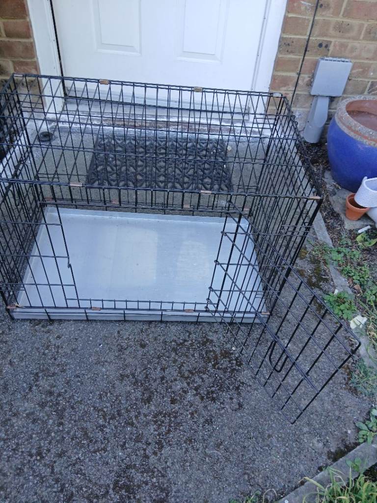 Dog cage 
