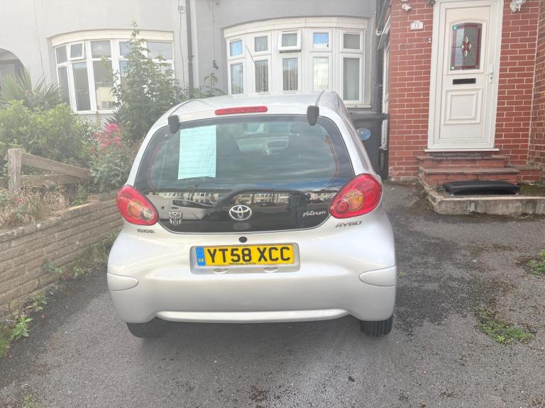 Toyota, AYGO, Hatchback, 2008, Manual, 998 (cc), 5 doors