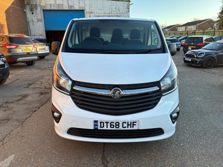 2018 Vauxhall Vivaro 1.6 CDTi 2900 Sportive L2 H1 Euro 6 5dr PANEL VAN Diesel Manual