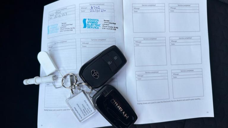 2022 Toyota Yaris Cross 1.5 Hybrid Design 5dr CVT Hybrid Estate Estate Hybrid Automatic