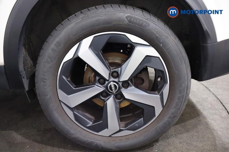 2022 Nissan Qashqai 1.3 DiG-T MH 158 N-Connecta 5dr Xtronic HATCHBACK PETROL Automatic