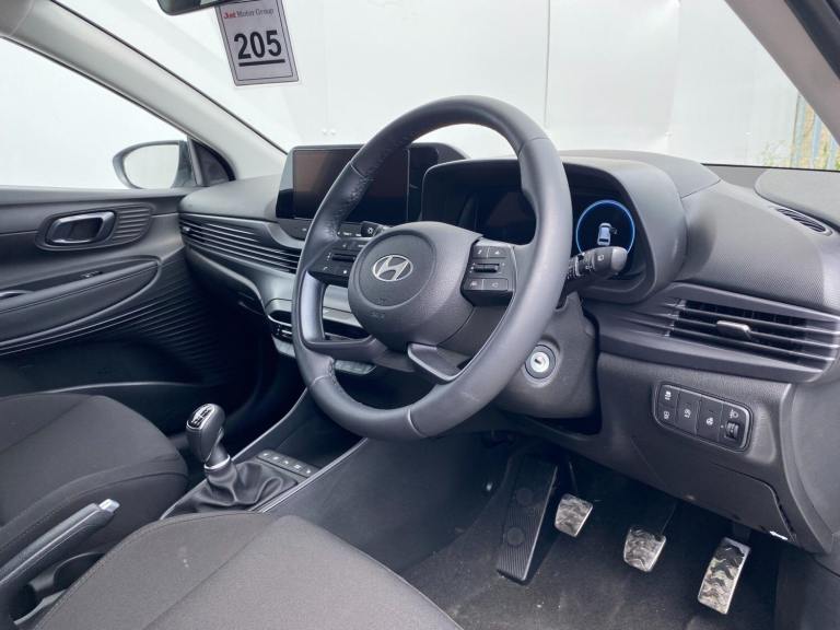 2024 Hyundai BAYON 1.0 T-GDi Premium Euro 6 (s/s) 5dr HATCHBACK Petrol Manual