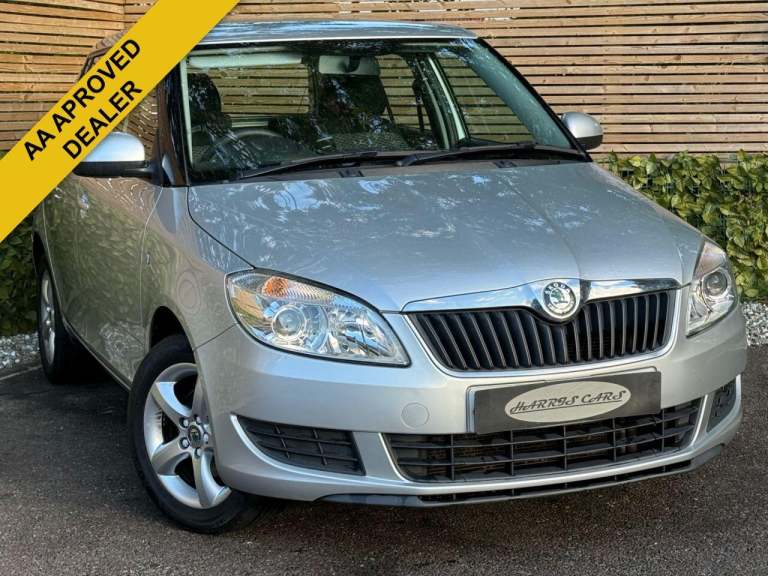 2010 Skoda Fabia 1.2 12V SE 5dr HATCHBACK PETROL Manual