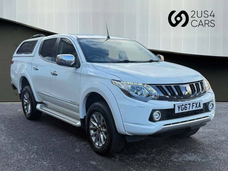 2017 Mitsubishi L200 2.4 DI-D DC Warrior Pickup Double Cab 4dr Diesel Manual 4WD Euro 6 (178 ps) ...