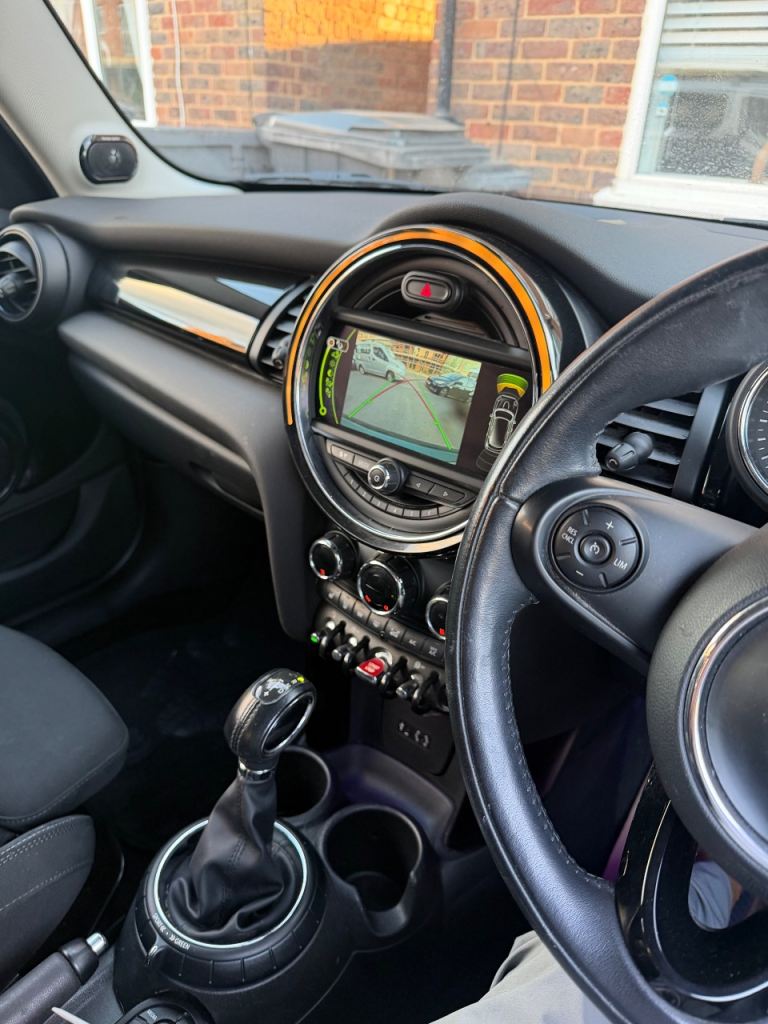 Mini, HATCHBACK, Hatchback, 2016, Semi-Auto, 1499 (cc), 5 doors