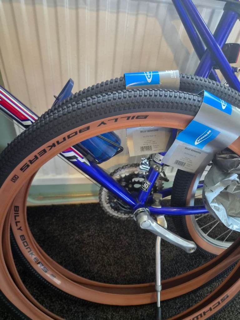 Schwalbe Billy Bonkers Tyres - New, Black/Tan Wall