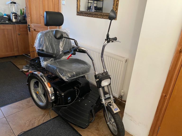 TGA Sport Trike mobility Scooter