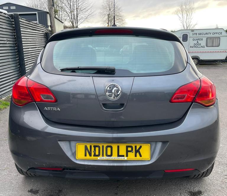Vauxhall, ASTRA, Hatchback, 2010, Manual, 1398 (cc), 5 doors