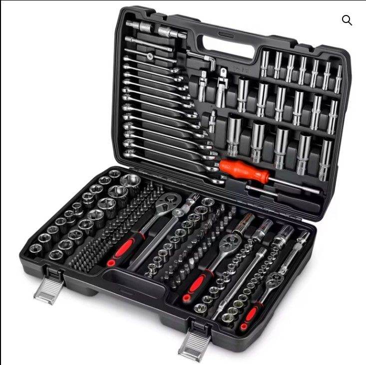 216 Piece Professional Socket & Wrench Set
