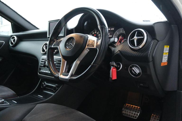  Mercedes-Benz A-Class 1.6 A180 BlueEfficiency Sport Hatchback 5dr Petrol 7G-DCT Euro 6 (s/s) (12...