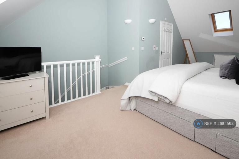 3 bedroom house in Woodhouses Avenue, Audenshaw, Manchester, M34 (3 bed) (#2684593)