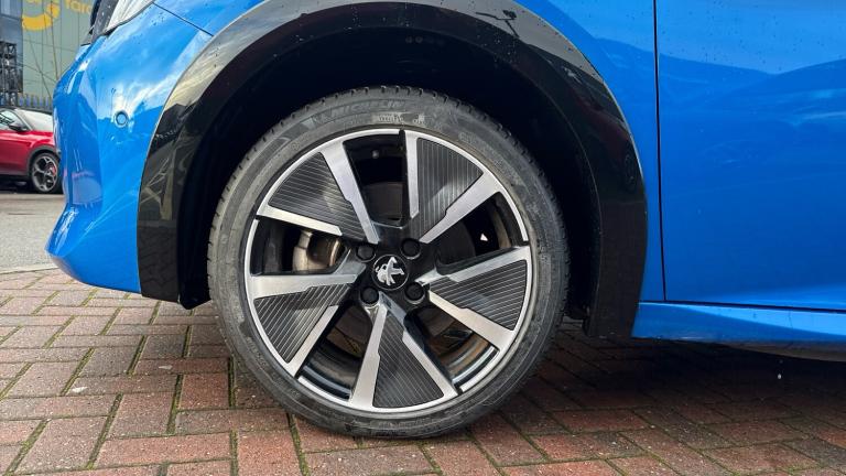 2022 Peugeot 208 50kWh GT Hatchback 5dr Electric Auto (7kW Charger) (136 ps) Hatchback Electric A...