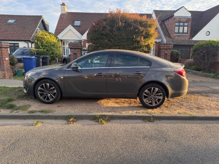 Vauxhall, INSIGNIA, Hatchback, 2016, Manual, 1796 (cc), 5 doors