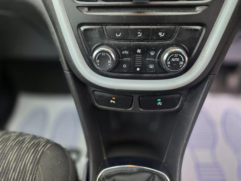 2015 Vauxhall Mokka 1.6 CDTi Tech Line 5dr HATCHBACK DIESEL Manual